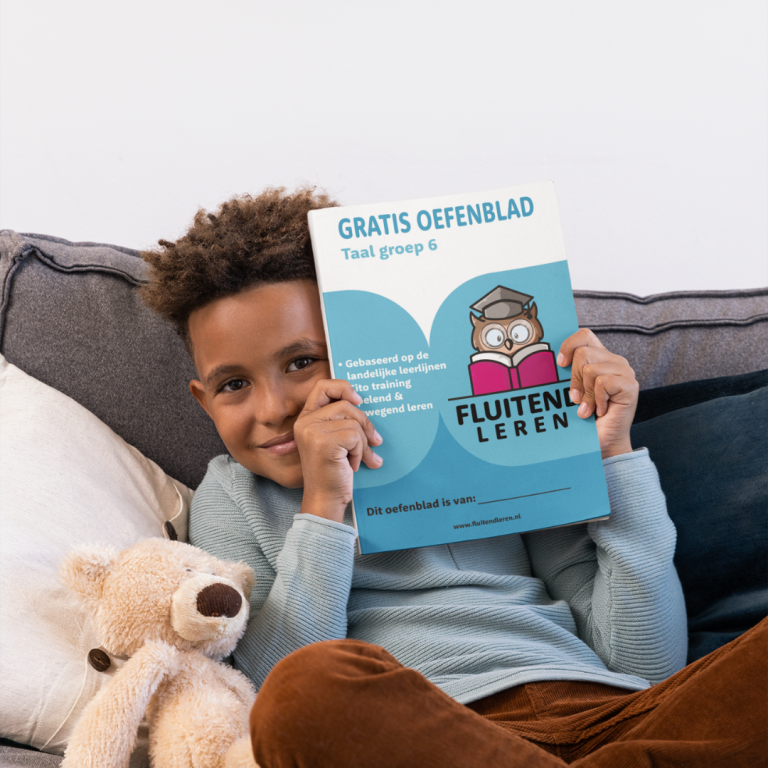 Kid Holding a Book from Fluitend Leren